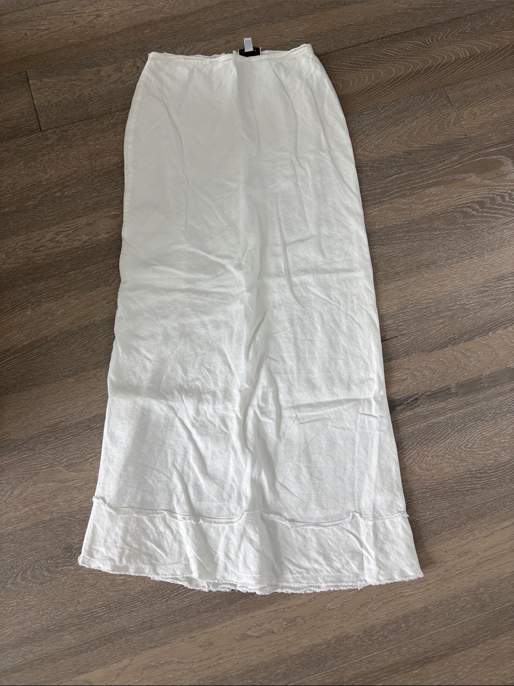 Topshop White Maxi Skirt with Subtle Hem Detail